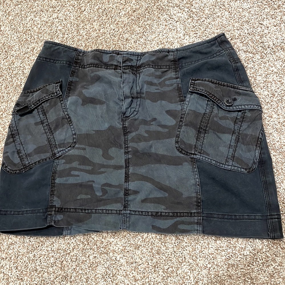 Marrakech Hatlee, Blue Camo Skirt, Size 29